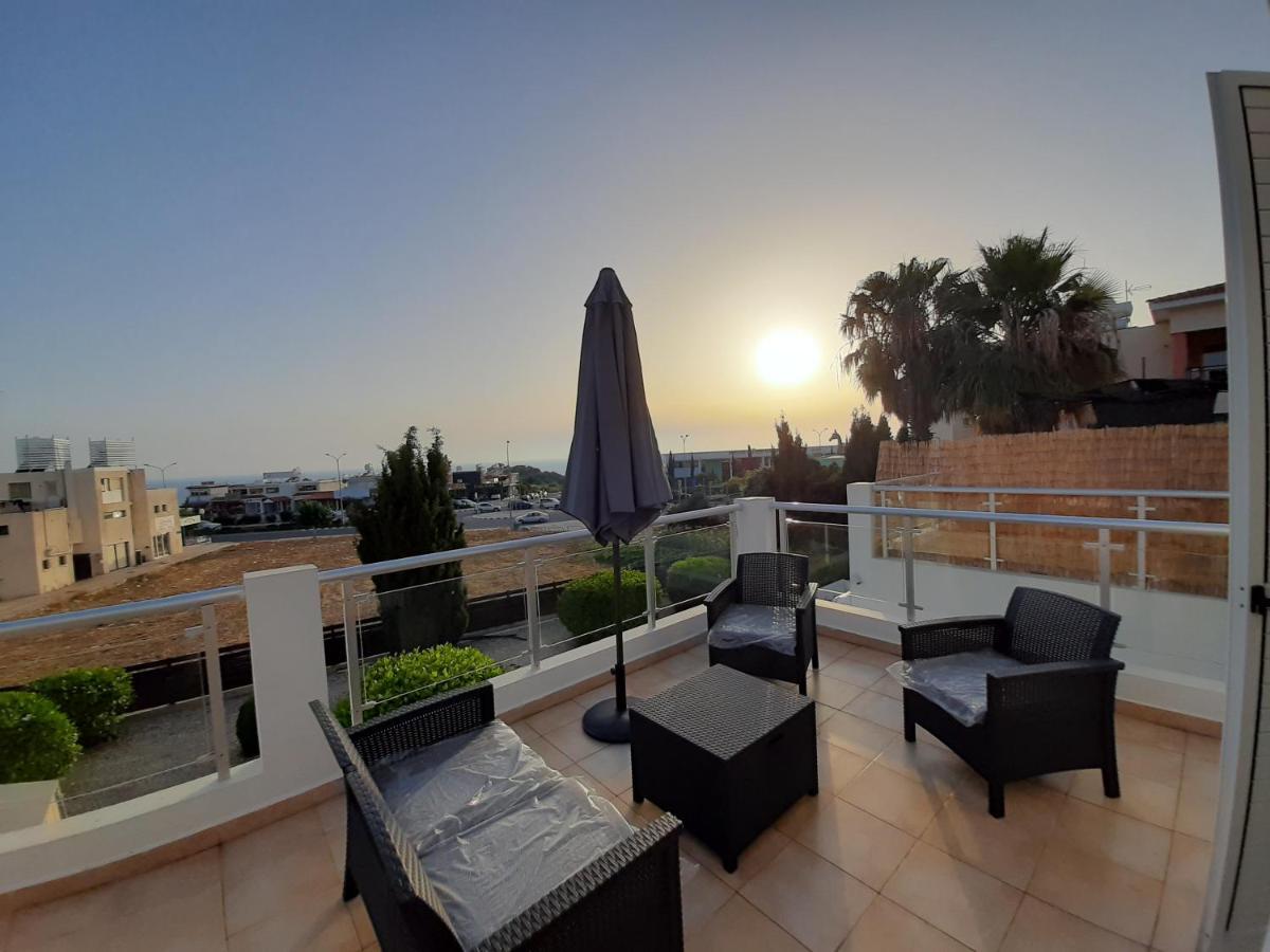 H&O Alina Sunset Apartment Пафос Екстер'єр фото