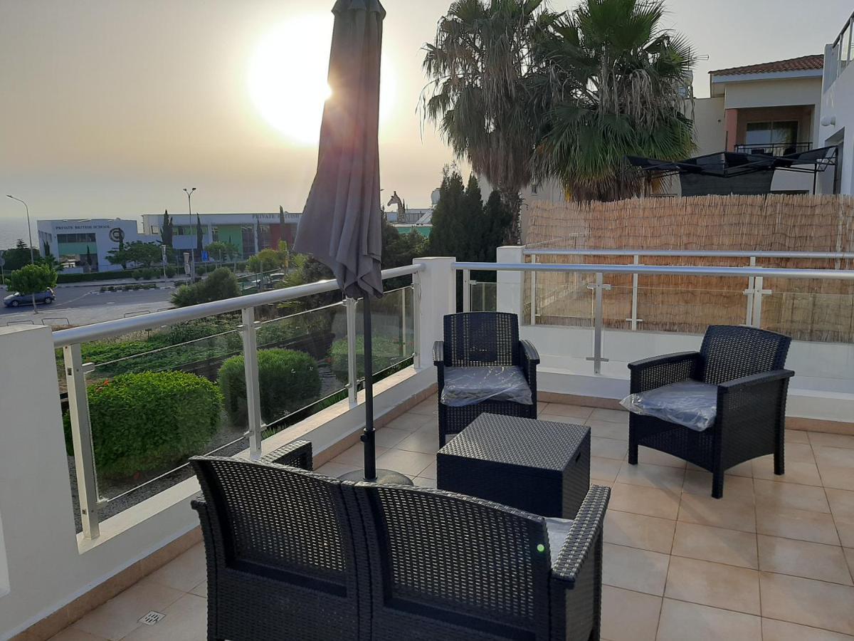 H&O Alina Sunset Apartment Пафос Екстер'єр фото